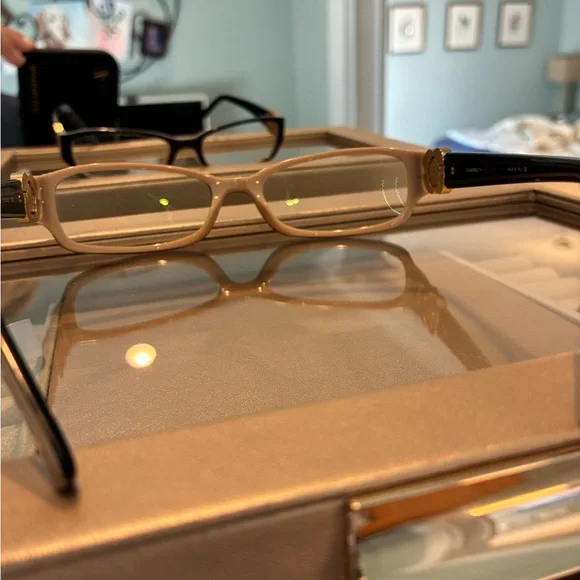 Authentic Chanel Elegant Beige and Black Camellia Accent Reading Glasses - Picture 5 of 8